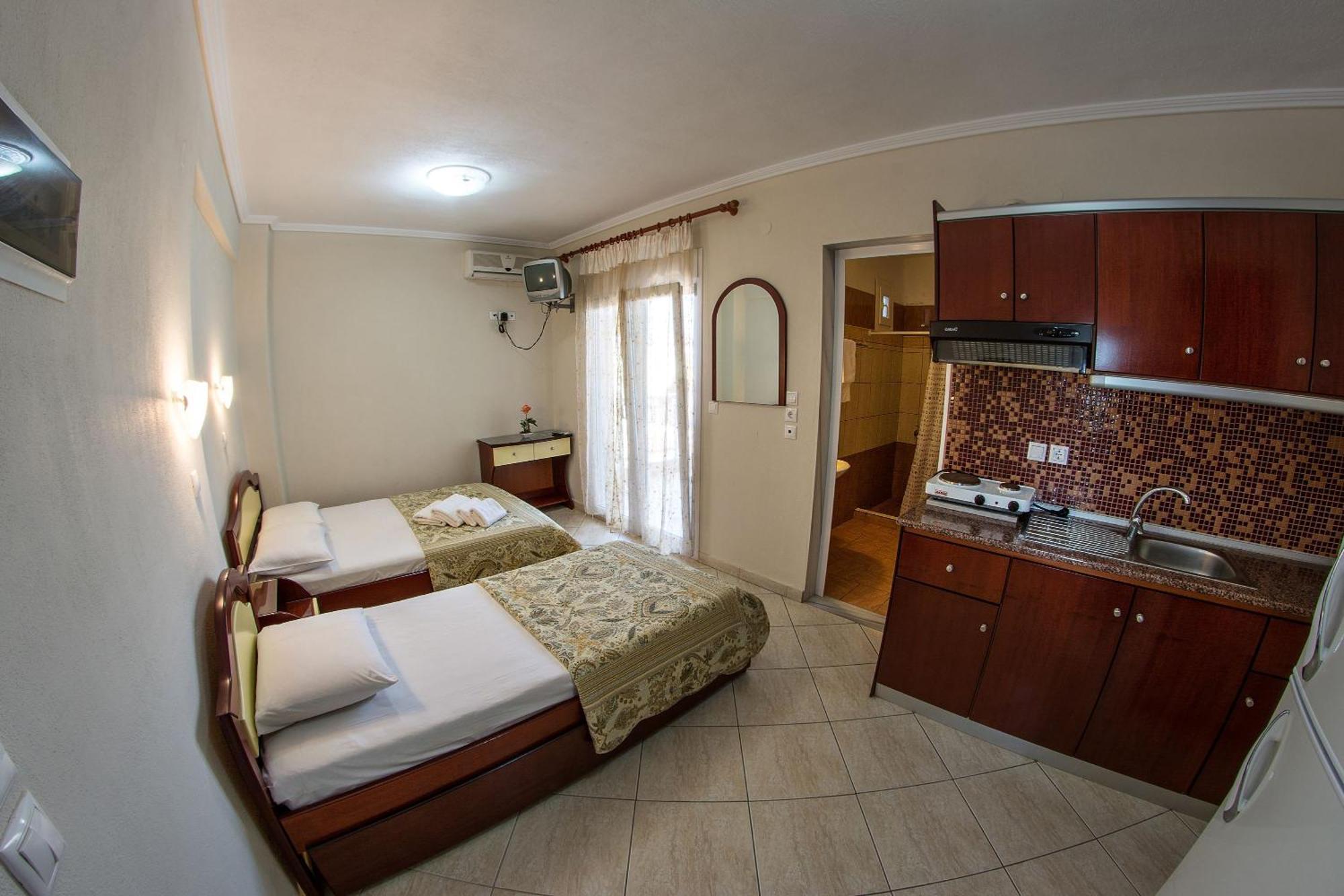 Sky Hotel 3*